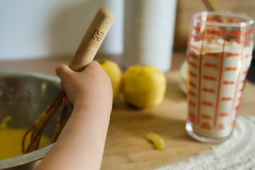 Apprendre par les gestes simples