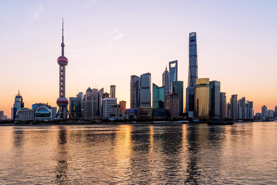 Shanghai Bund At sunset