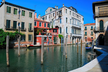 Fototapeta na wymiar Scenic view of venetian canal with old houses, Venice, Italy