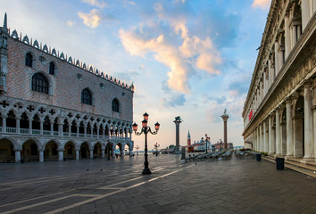 Fototapeta premium Empty San Marco Square in Venice, Italy