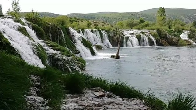 Waterfals on river zrmanja in croatia- slowmotion