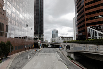 Fototapeta premium Downtown los angeles without traffic after coronavirus emergency ordinance
