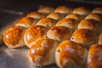 oven baking bread