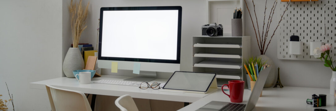 "Workspace Computer" Images – Browse 295 Stock Photos, Vectors, and ...