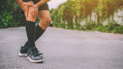injury  exercise Sport Runner man knee pain can not run photos design banner