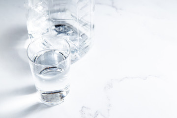 水、グラス、コップ、飲む、ペットボトル