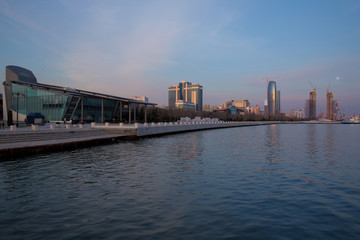Obraz premium Baku, Azerbaijan - 02.02. 2018: Seaside boulevard. Baku is the largest city on the Caspian Sea and of the Caucasus region .