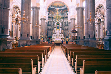 Fototapeta premium Interiors of the Puebla cathedral, Mexico.