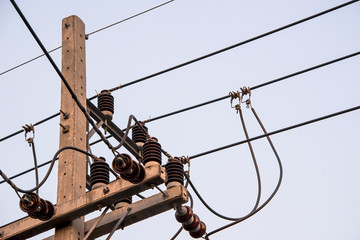 Hotline Clamp is a device that provides speed for cutting or connecting high voltage electricity.