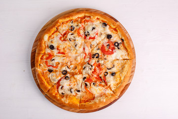 pizza with tomato and cheese