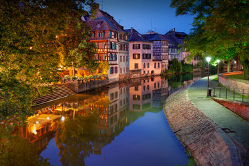 Fototapeta na wymiar Strasbourg, France. Cityscape image of Strasbourg old town during twilight blue hour. 