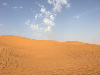 Fototapeta na wymiar Desert outside of Riyadh, Saudi Arabia