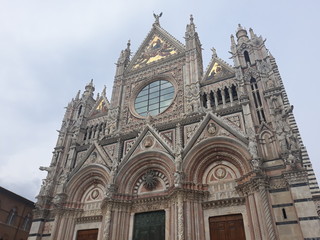Fototapeta na wymiar italian church