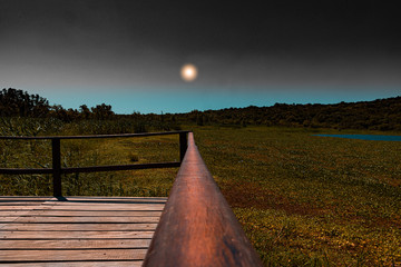 ATARDECER  TORMENTOSO