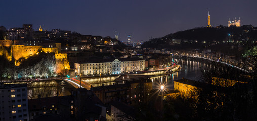 Fototapeta na wymiar Panorama de Lyon depuis le fort de Vaise
