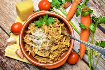 pasta con lenticchie cibo italiano