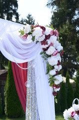 Wedding visiting ceremony with sequin fabric and floristry