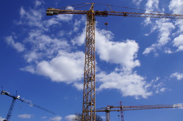 Żuraw budowlany © Damian