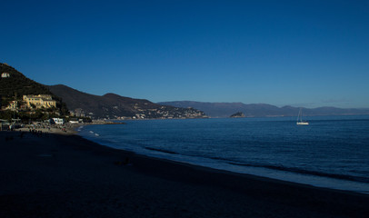 walk to discover Noli in LIguria