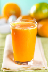 suco natural de fruta mexerica