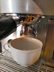 coffee machine makes cappuccino