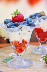 Natural yogurt with fresh berries
