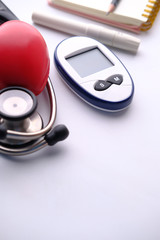  blood sugar measurement for diabetes on table 