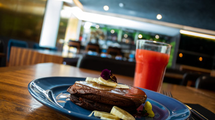 Pancakes with chocolate 