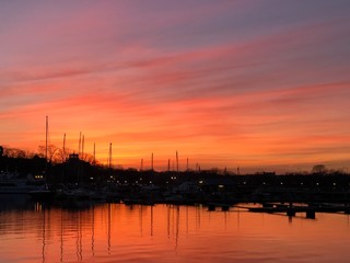 Fototapeta na wymiar Sonnenuntergang am Hafen Stralsund 