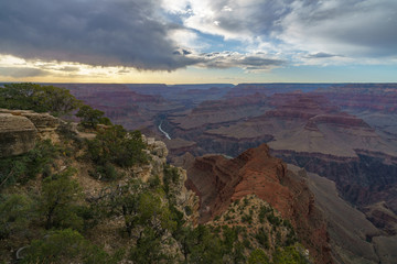 hiking the rim trail to mohave point at the south rim of grand canyon in arizona, usa
