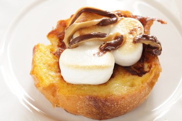 Marshmallow French toast with chocolate and peanut butter