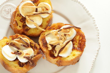 Marshmallow French toast with chocolate and peanut butter