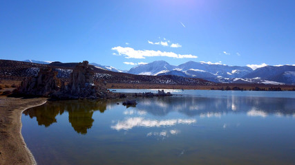 Obraz premium Mono Lake California with its Tufa columns