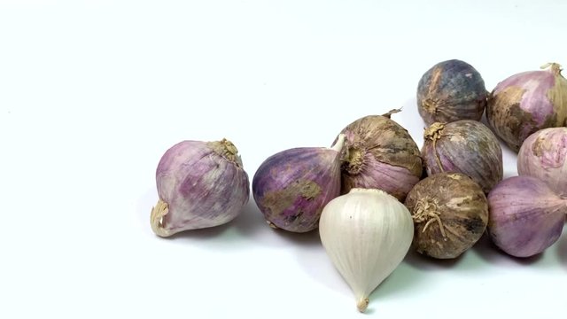 Small solo single clove garlic monobulb garlic single bulb garlic pearl garlic