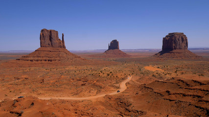 Fototapeta na wymiar Monument Valley in Utah - famous landmark - travel photography