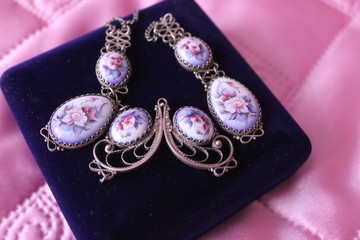 earrings with diamonds