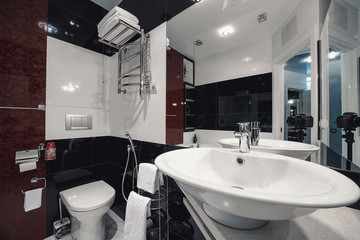 Hi-Tech in apartment architecture 