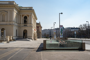 Fototapeta na wymiar Vienna buildings in spring