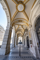Obraz premium Empty streets of Vienna city center in spring