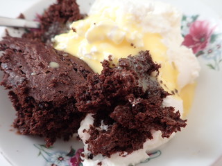 chocolate crumble dessert with cream