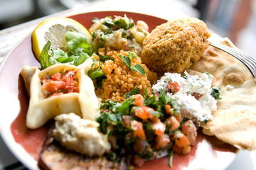  Plat de spécialités de la cuisine libanaise