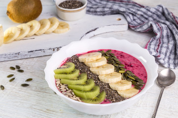 Image with smoothie Bowl.