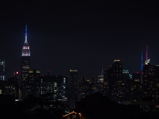 Fototapeta na wymiar Empire State by night
