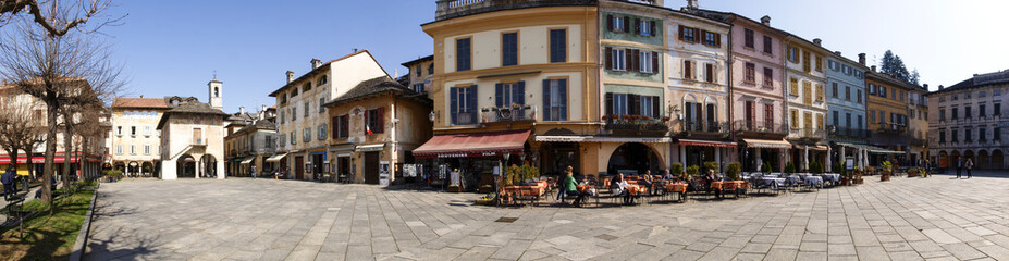 Naklejka na ściany i meble Village of Orta San Giulio