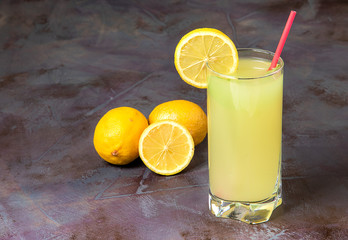 lemonade made from freshly squeezed lemon