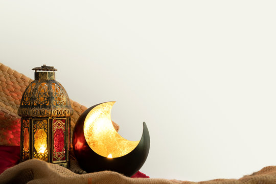 Oriental and traditional set of lantern, crescent and gunny cloth.