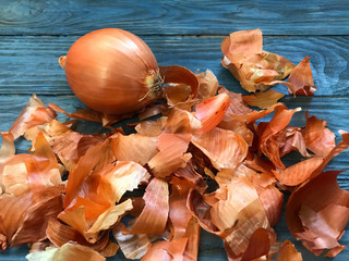 onion peel for coloring eggs for Orthodox Easter