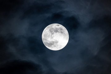 Obraz na płótnie Canvas Beauty full moon