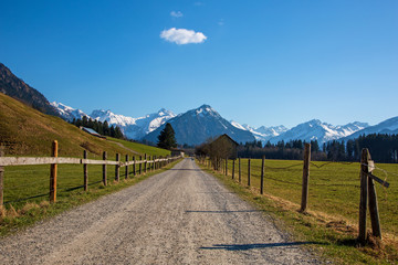 Oberstdorf - Rubi - Weg - Frühling - malerisch - Allgäu