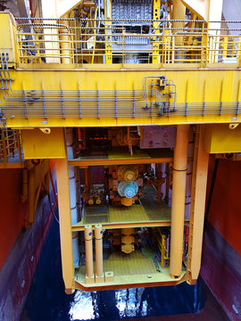 BOP in bop carrier in drillship moonpool